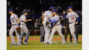 LA 다저스 NLCS 3연승…NYY, 휴스턴 꺾고 시리즈 동률