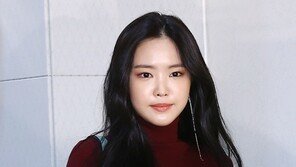 [동아포토]손나은 ‘빛을 몰고다니는 미모’