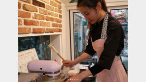 옛 남친과 법정공방 김정민 “빵 만들어 1주일에 1개씩 고마운 사람에 선물”