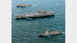 한미 해군, 동해서 항모강습단 훈련