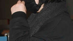 [동아포토]에이미, 마스크 쓴 채 입국