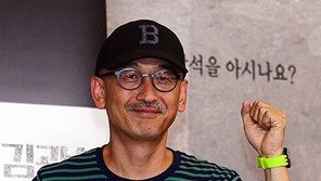 [연예뉴스 HOT5] 이준익 감독 ‘아름다운예술인상’