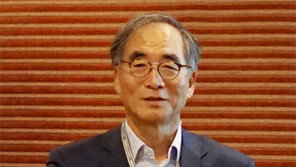 한세예스24홀딩스 김동녕 회장 “OEM 의존 옛말… 이익 30%는 자체 브랜드”