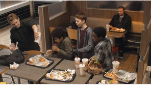 10대 소년들 ‘왕따’ 현장 지켜 본 어른들 반응, 이럴 수가?