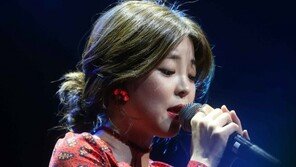 [동아포토]혜이니, 감성 발라더