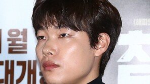 [동아포토]류준열 ‘열애 후 더 멋진 모습’