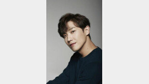 [연예뉴스 HOT5] 이준, 육군 8사단 신교대 입대