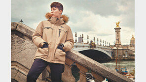 [Enjoy Life]더 세련되게 돌아온 ‘전지현 패딩’ 3년째 완판 이어간다