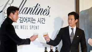 [동아포토]정우성-이정재, 아침을 깨우는 소리