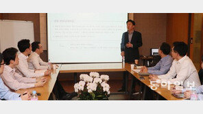 ‘불금’ 포기한 행원들, 주 6시간 부동산법 씨름