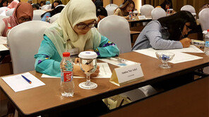 “한국어 공부해 한국문화 알리는 작가 되고 싶어요”