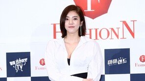 [동아포토]손담비 ‘워너비 각선미 드러낸 의상’