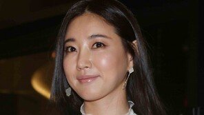 [화보]김사랑, 미모갑.. 순백의 여신