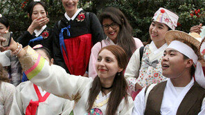 약령시 한방문화장터 한복체험