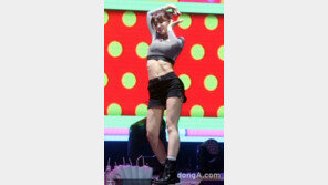 [동아포토]트와이스 모모, 독보적인 무대