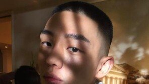 유아인, 애도글 ‘RIP’ 비난받자…“미움 대신 사랑으로” 글 게재