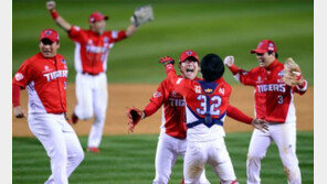 양현종, KIA와 재계약 희망 “광주는 고향, 영구결번은 목표이자 꿈”