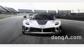 페라리, ‘FXX-K 에보’ 공개… 혁신 기술 집약된 최신 슈퍼카