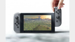 닌텐도 스위치 예약판매 열기 후끈…영업이익 4배 올려준 ‘대박 게임기’