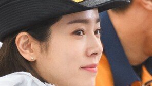 靑, 한지민X정우성 소방의날 기념식 사진 공개…‘얼굴 패권’ 정권 실감