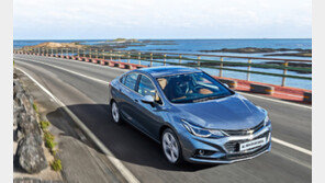 [원성열 기자의 CAR & TRACK] 매력적인 디자인과 주행 능력, 관건은 가격