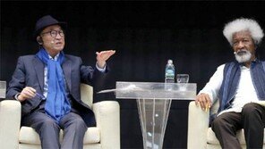 “극단주의가 겁내는건 다양성… 문학이 이런 역할 할수있어”