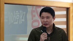 신동욱 “‘박근혜 제명’ 홍준표, 제무덤 판 것…친박, 금수보다 못 해” 