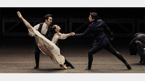 몸으로 들려주는 이야기에 흠뻑 취한 2시간