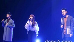 [동아포토]어반자카파 ‘그때의 나 그때의 우리’ 쇼케이스