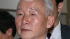 남재준 “가슴 찢어진다, 민주주의 수호 찬사는 커녕 스스로 목숨 끊는 현실”