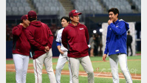 [현장리포트] 선동열호 첫 연습경기가 남긴 희망과 과제