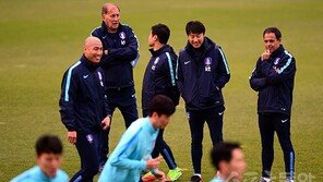 그란데·미냐노 코치, 신心 사로잡은 이유