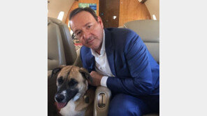 케빈 스페이시, 잇단 성추문에 개봉 예정 영화서 ‘통편집’ 굴욕