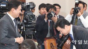 野 “쪼개기 증여, 세꾸라지”… 홍종학 “장모가 한 일, 반대 못해”