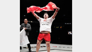 아오르꺼러 4연승, 2분이면 충분했다