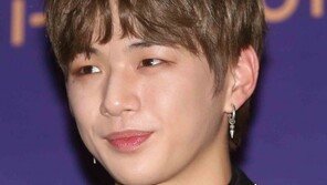 [동아포토]워너원 강다니엘, 빛나는 갓다니엘