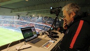 FIFA, 실시간 분석 허용…신태용호 분석 코치 추가 영입