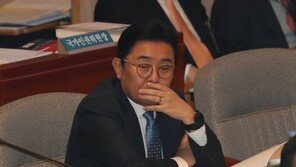 전병헌 “무리·왜곡 보도, 언론중재위 제소 검토…로비 연루? 나와 무관”