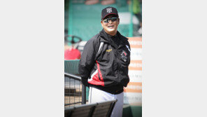 [강산의 미야자키 리포트] “목표 상향조정” 김진욱, “신나게 뛰겠다” 황재균의 의기투합