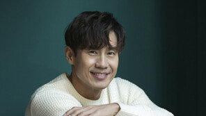 [인터뷰] 신하균 “난 쉬고 있을 땐 그냥 백수”