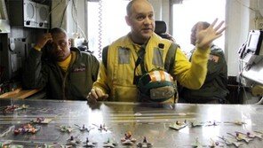 동해 연합훈련하는 美 레이건함… NLL 남쪽 92km 지점까지 북상