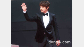 [동아포토]황치열, 한류를 부르는 손짓