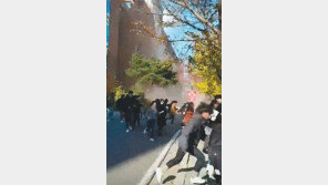 진앙 3km 거리 한동대 건물 외벽 무너져… 학생들 놀라 대피