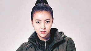 [Enjoy Life]허리라인 잡아주는 헤비 롱패딩, 시베리안 구스면 혹한의 날씨도 끄떡없어