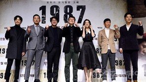 실화냐 판타지냐…연말 극장가 ‘하정우 vs 하정우’