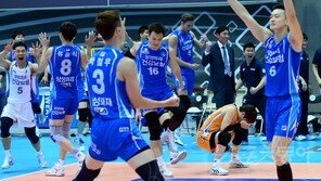 ‘승리 DNA’ 삼성화재 위기관리능력으로 8연승 질주