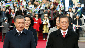 文대통령 “우즈베키스탄과 좋은 친구 되고 싶다”