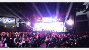 [SWC2017] 서머너즈워 뉴욕대표 처플스, 홍콩대표 제로선수 꺾고 8강행