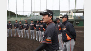 한용덕 감독 마무리캠프 결산인터뷰 “새로운 이름들이 머릿속을 채웠다”