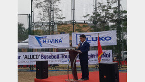 양승호 감독이 이끄는 하노이 한국국제학교, 2연패 위해 순항